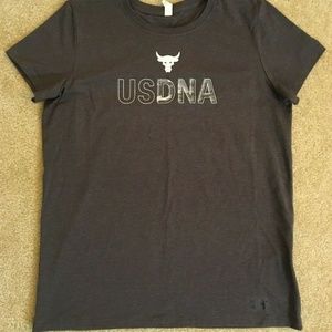 Under Armour Project Rock US DNA Bull Heat Gear Loose T-Shirt Size Women's Large